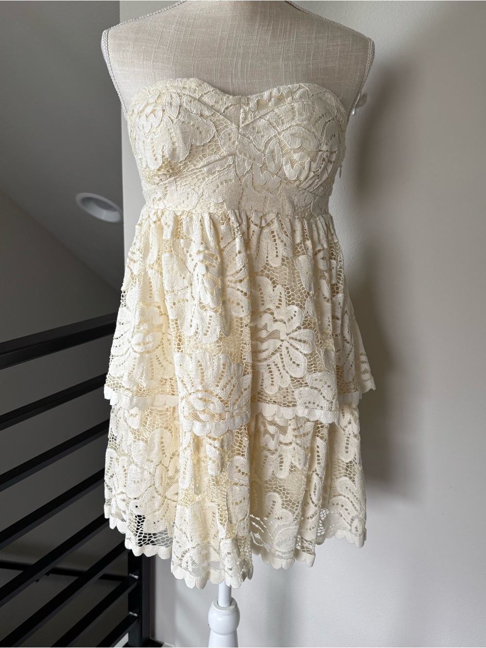 Maeve Anthropologie Lace Mini Dress white Ivory Coquette Romantic NWT Medium - Picture 4 of 17